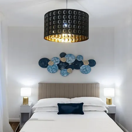 - Golden Grove 3bd * Florence